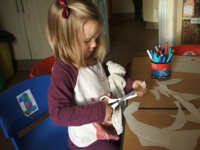 rydal-day-nursery-clevedon-child-baking-food-2